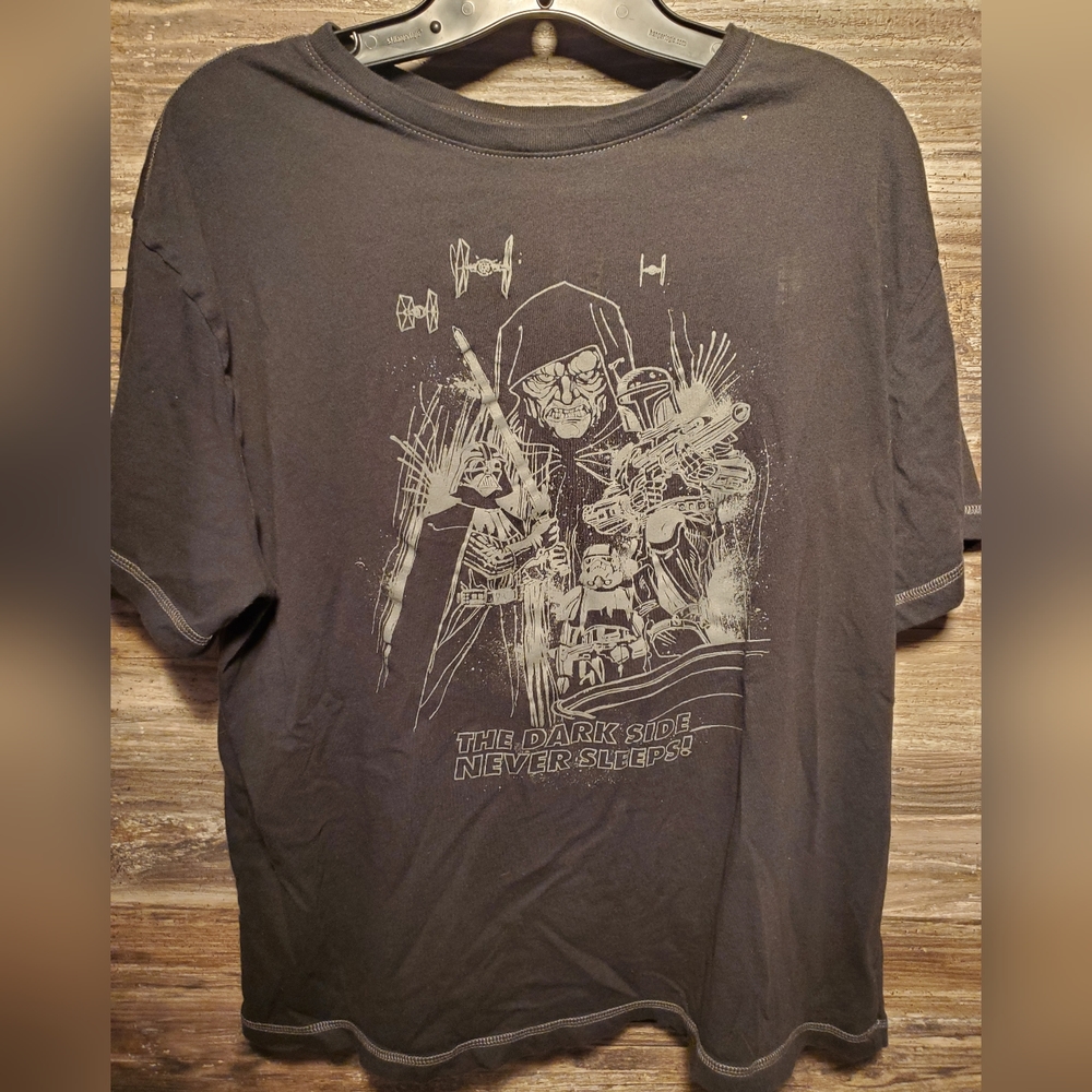Disney - STAR WARS - "The Dark Side Never Sleeps" Black Shirt - Large SUPER SOFT